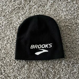Black brooks winter hat